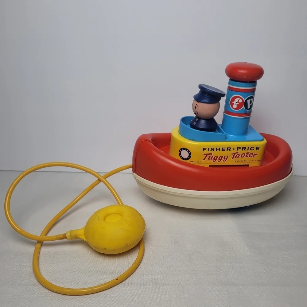 Vintage Fisher Price Tuggy Tooter Pull Along Toy 1967